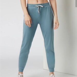 Vouri smoke blue heather women performance jogger XS